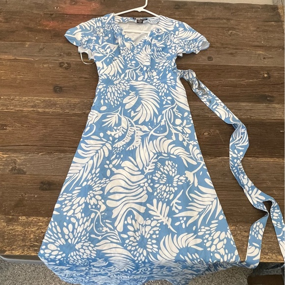 SOON MATERNITY Women's Elizabeth Maxi Dress Size XS In Sky Leaf - Picture 4 of 11